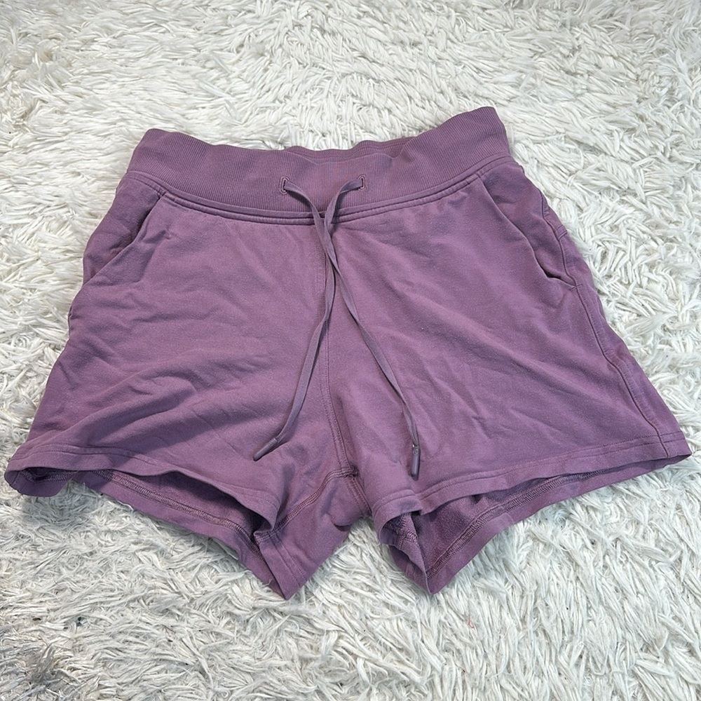 Lululemon Every Moment Short *3.5" Vintage Quartz